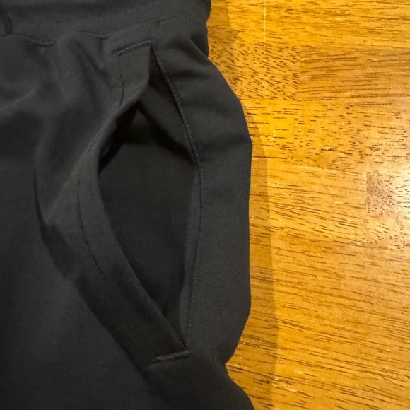 Nike Fleece Men's Training Shorts Black Small AT5267 010 Knee Length New W Tags - Picture 3 of 10